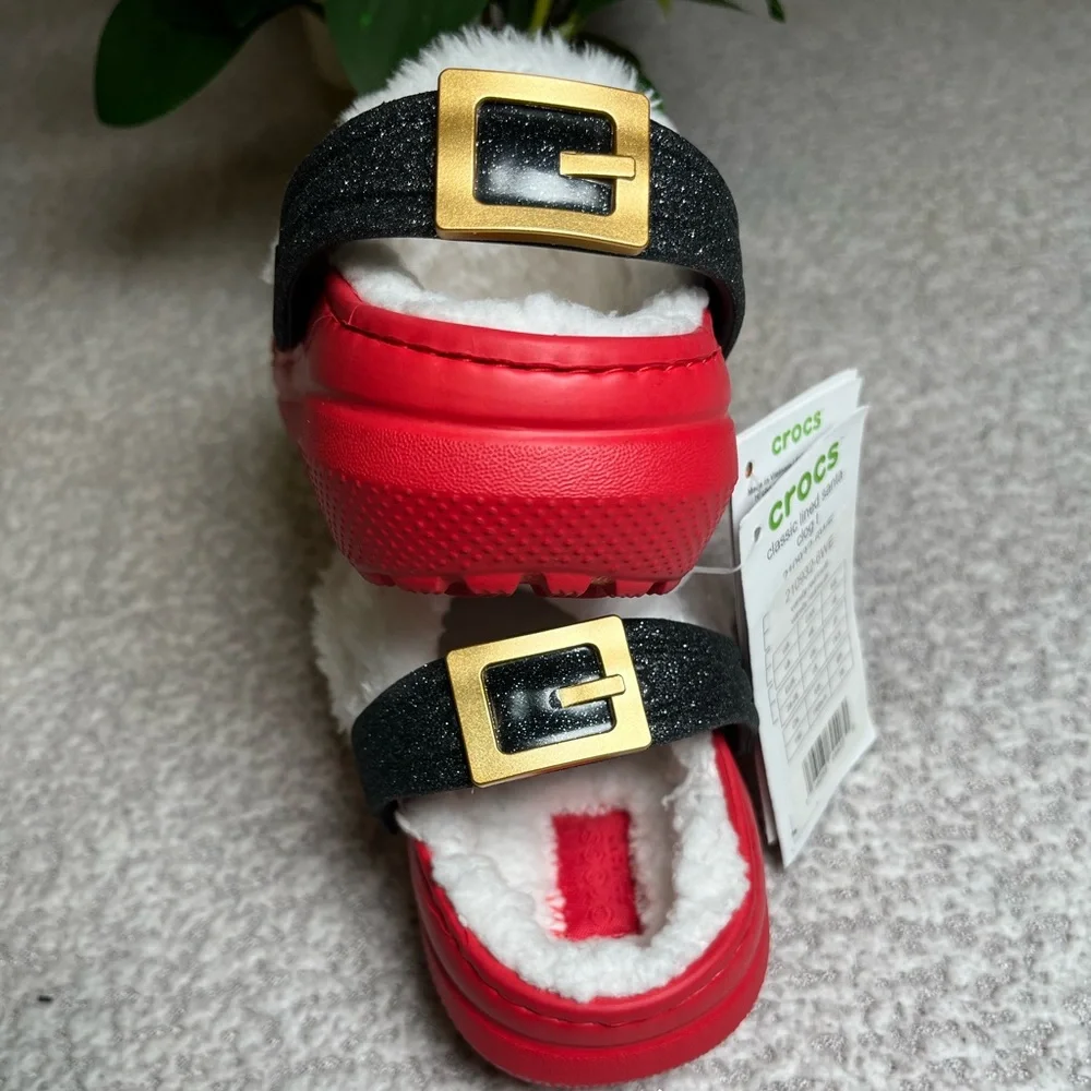 NWT Crocs Kids C8 Classic Lined Holiday Santa Clog Red & White Buckle Back Strap